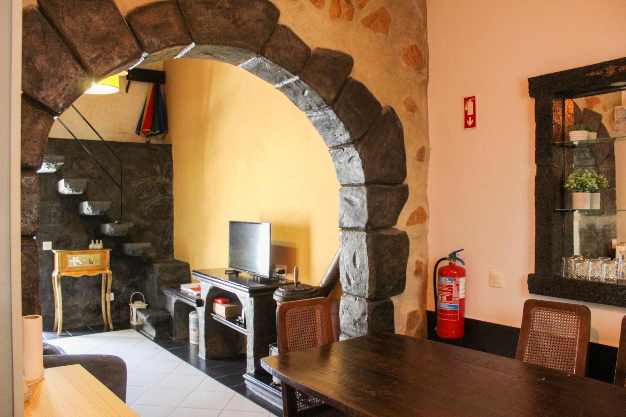 Casa Pe Na Areia * Mosteiros (Azores)